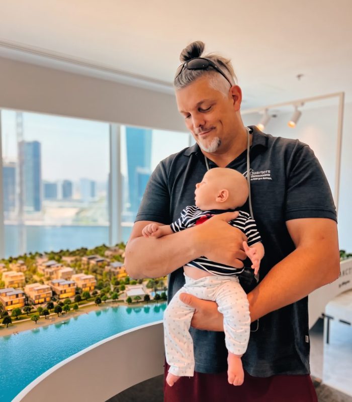 real-dubai-familie-authentisch-warm.jpg
